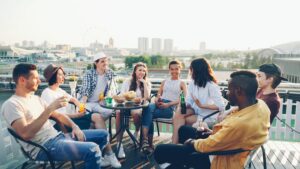 Sexta-feira e cerveja, por que esse ritual faz tanto sucesso?